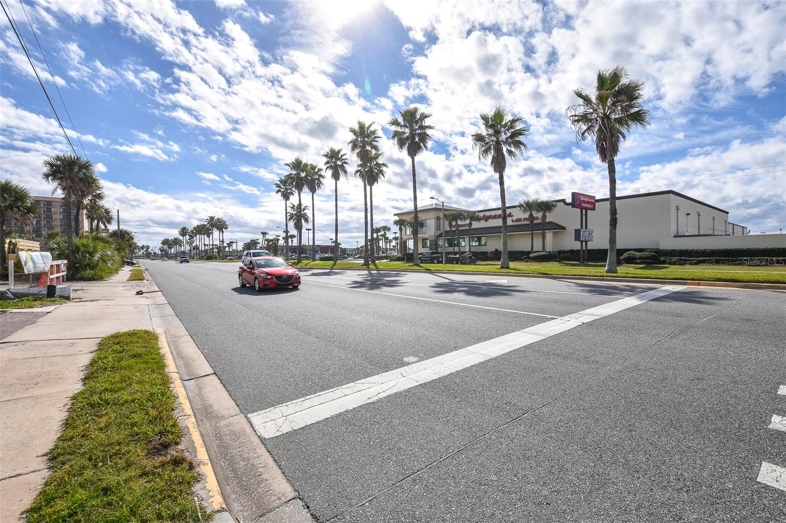 DAYTONA BEACH RESORT & CONF CENTER - Residential