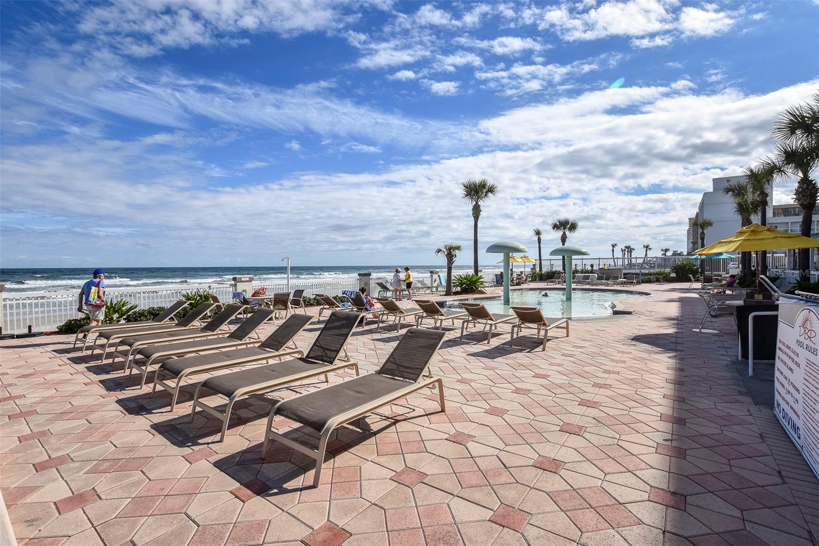 DAYTONA BEACH RESORT & CONF CENTER - Residential