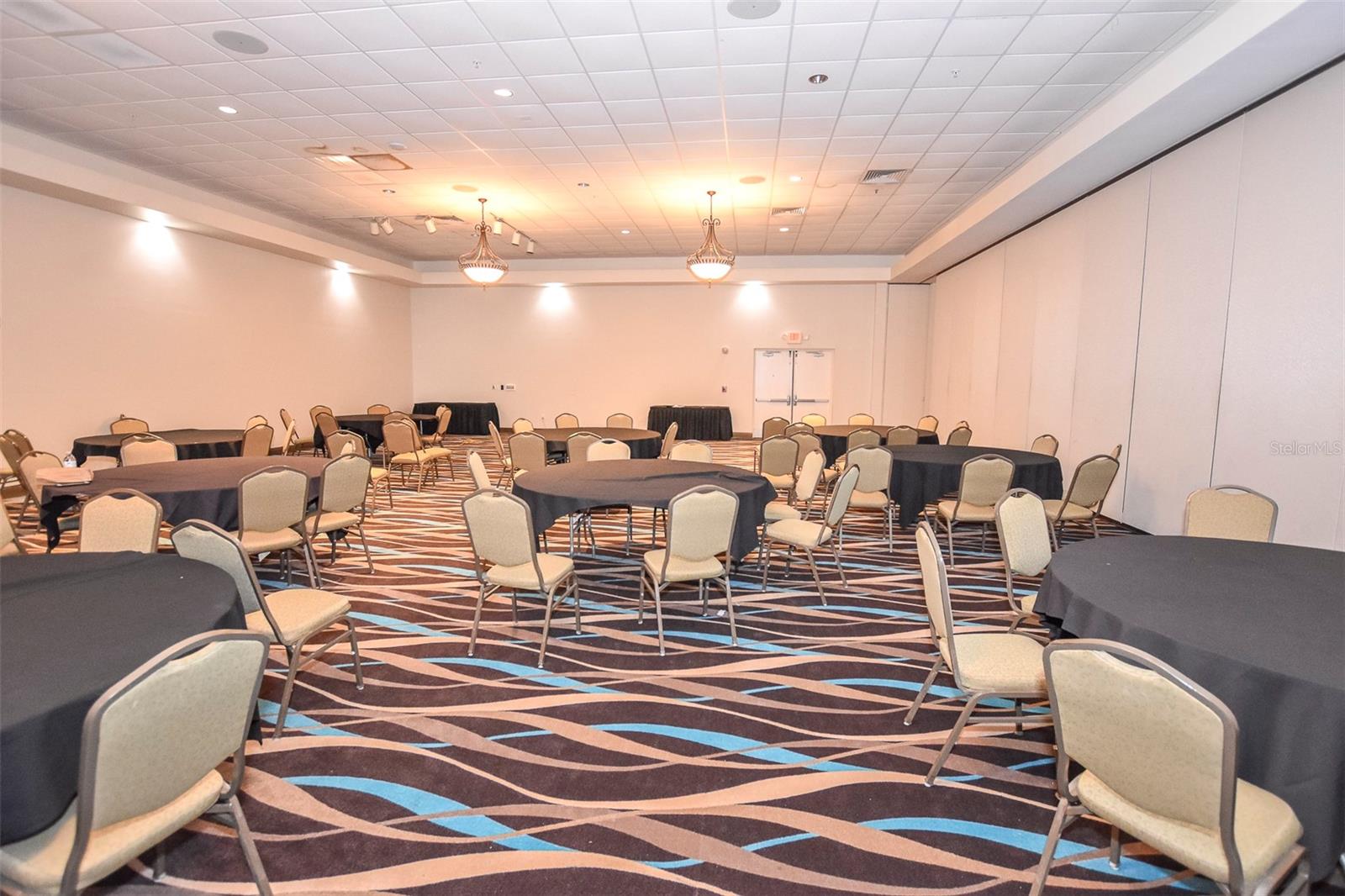 DAYTONA BEACH RESORT & CONF CENTER - Residential