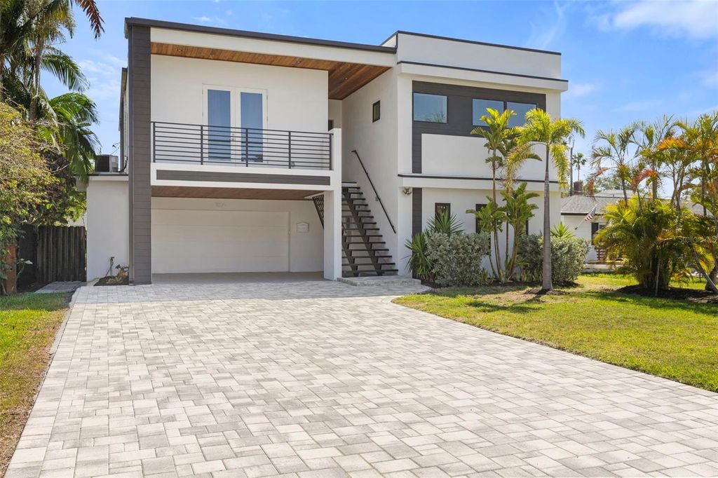 Photo of 3835 Shore Acres Boulevard NE, St Petersburg, FL 33703 (MLS # TB8502964)