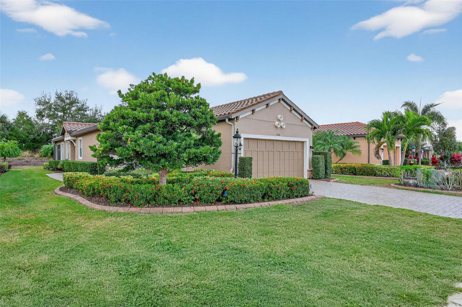 ESPLANADE PH III A,B,C,D,J&PART OF F - Residential