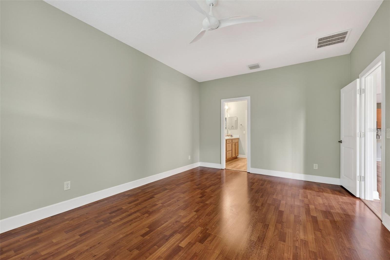 ESPLANADE PH III A,B,C,D,J&PART OF F - Residential