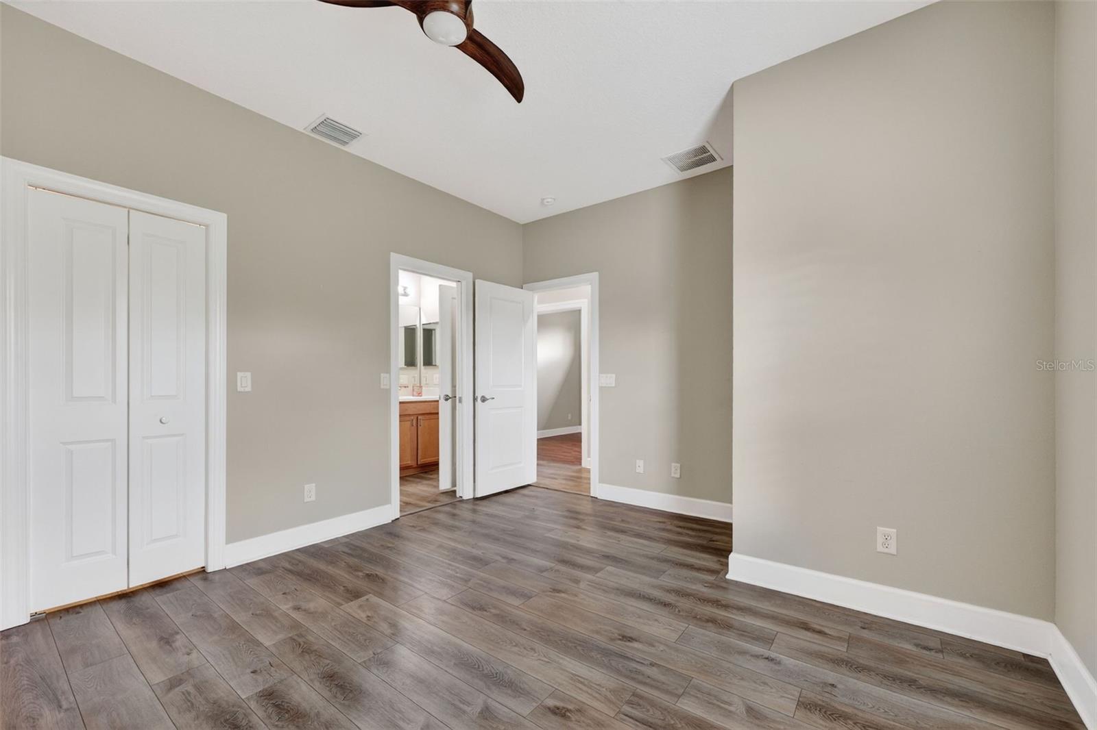 ESPLANADE PH III A,B,C,D,J&PART OF F - Residential