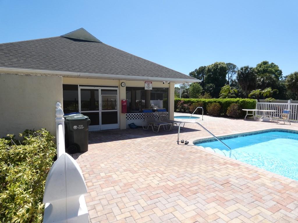 WILLOW GREENS - Residential