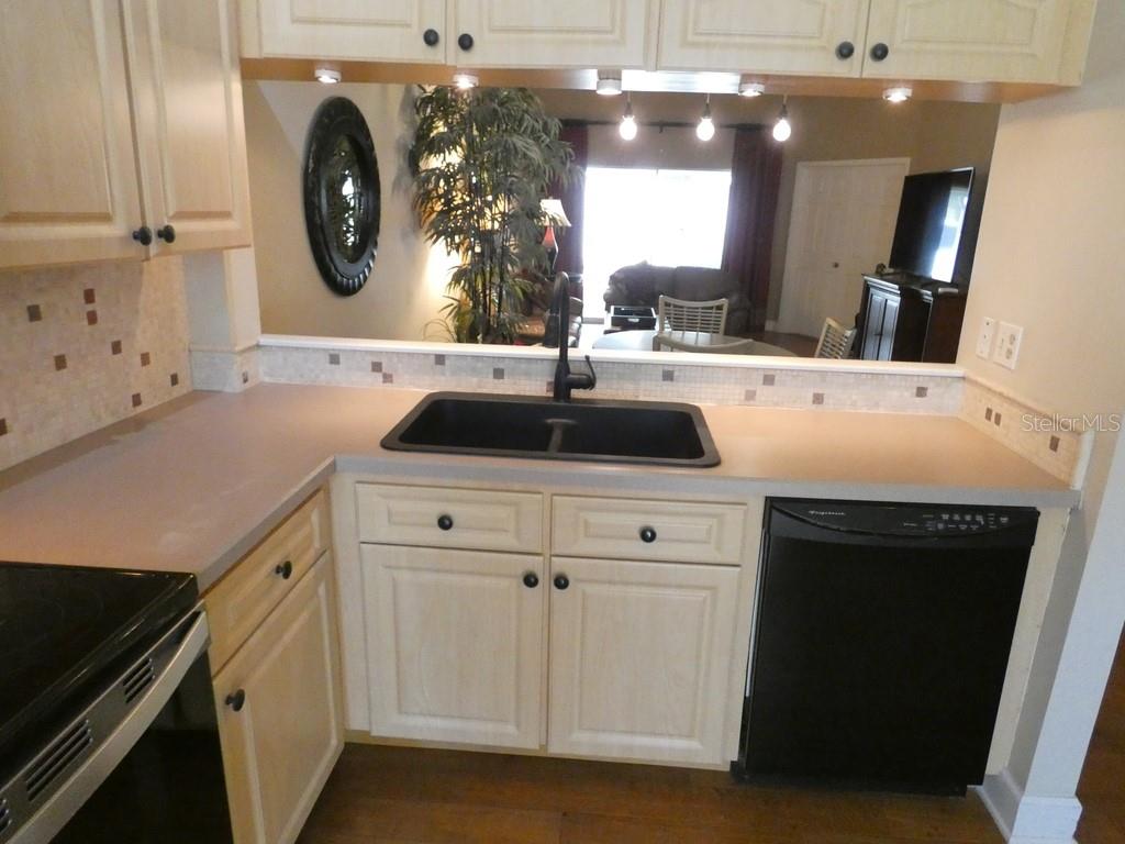 WILLOW GREENS - Residential