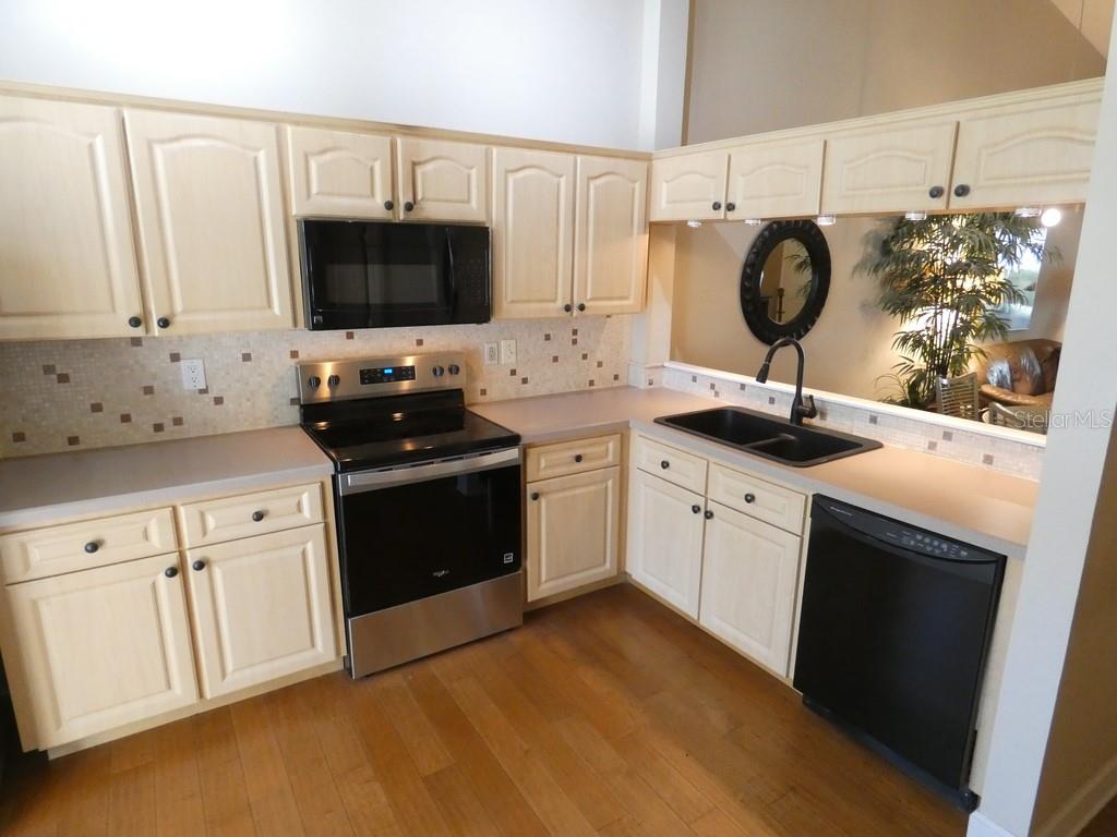 WILLOW GREENS - Residential