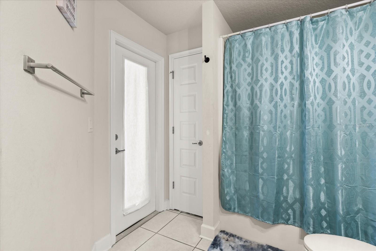 LEESBURG ASHTON WOODS - Residential