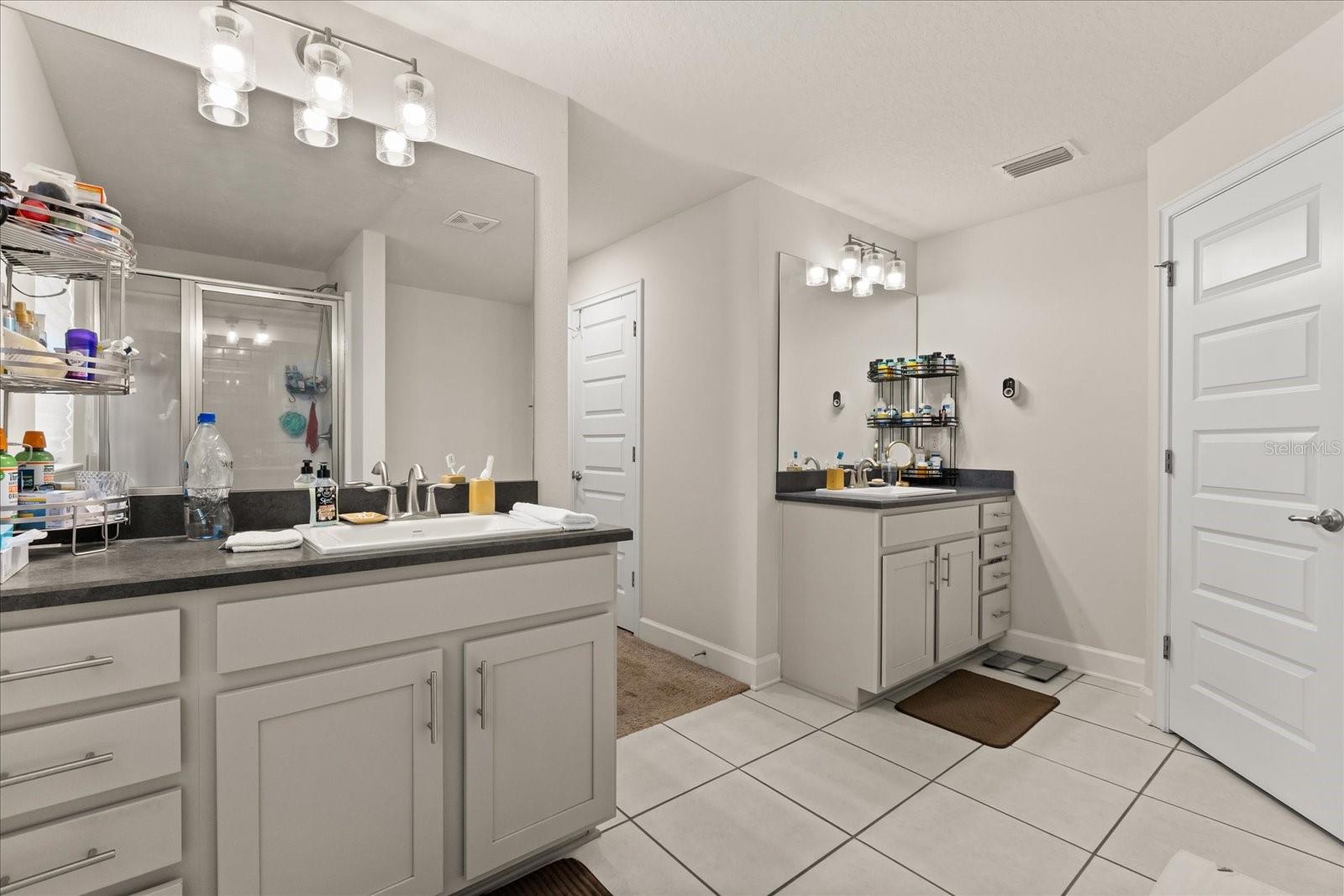 LEESBURG ASHTON WOODS - Residential