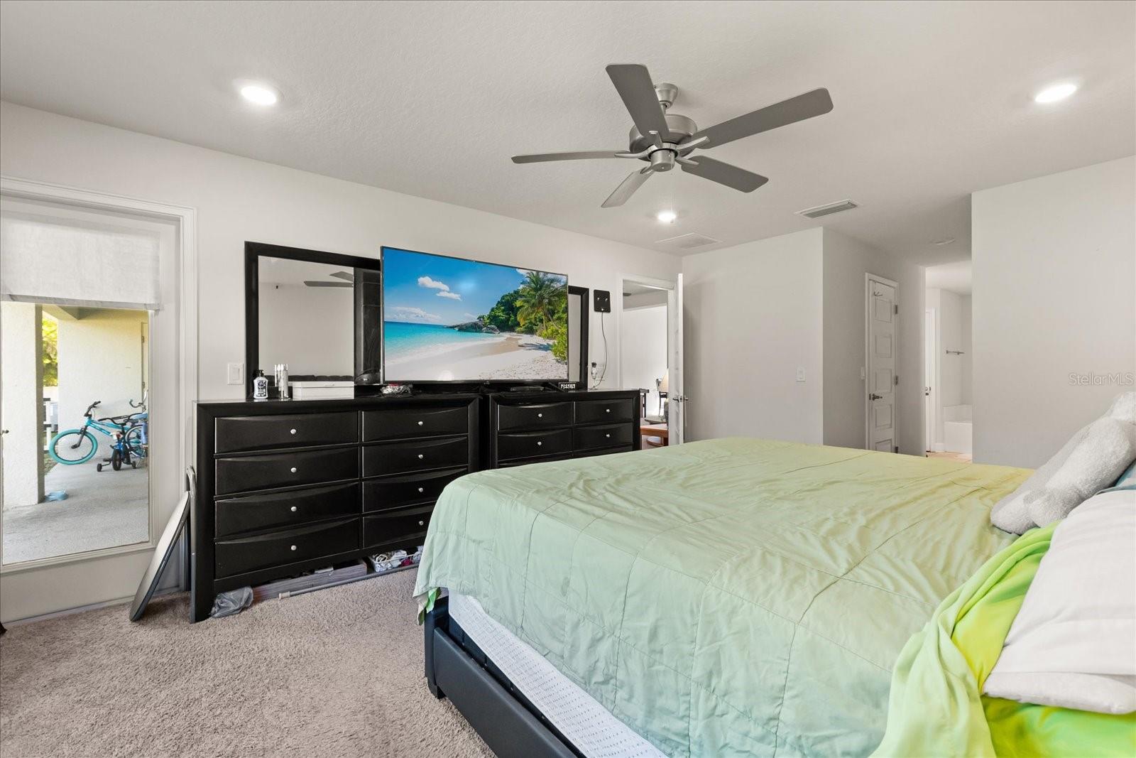 LEESBURG ASHTON WOODS - Residential