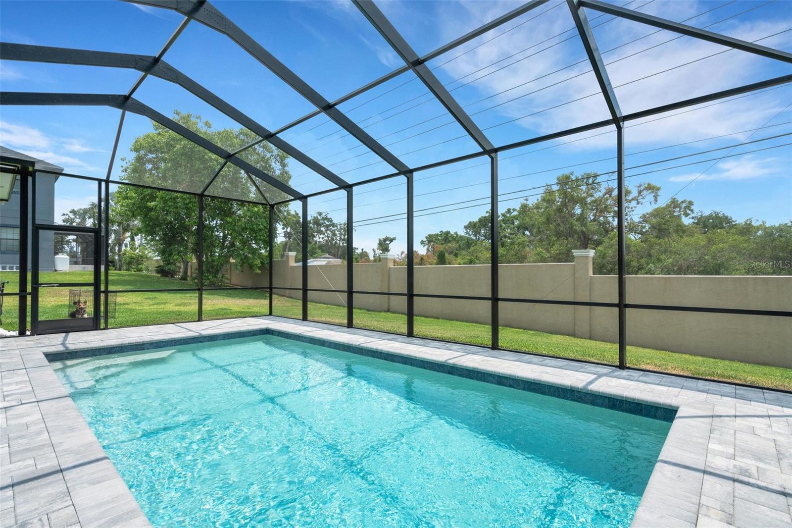 SUMMERGLEN - Residential