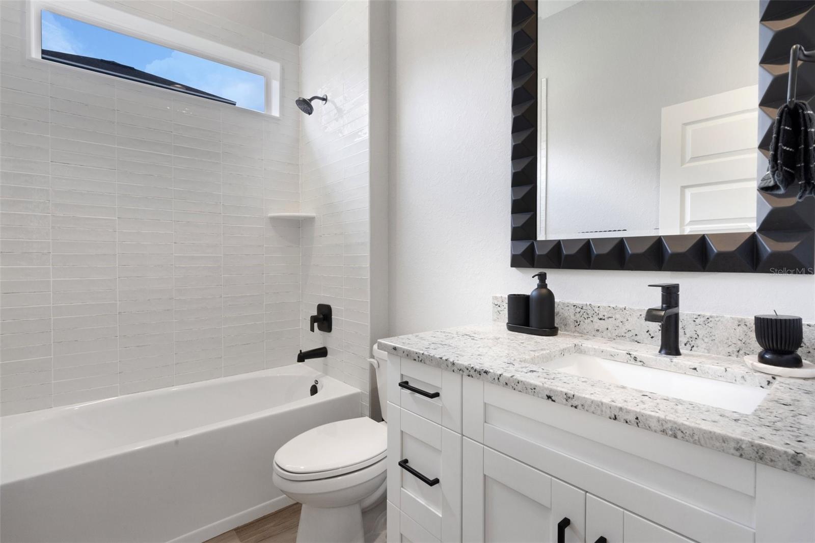 SUMMERGLEN - Residential