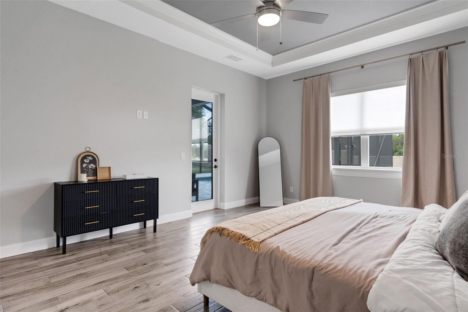 SUMMERGLEN - Residential