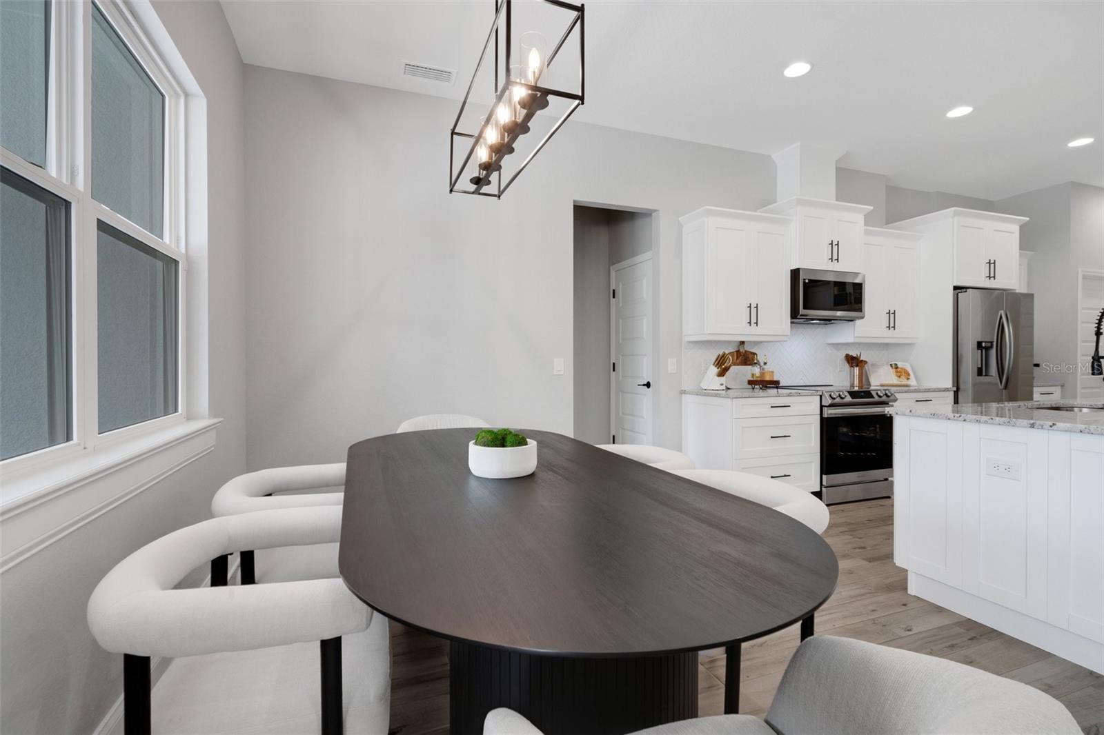 SUMMERGLEN - Residential