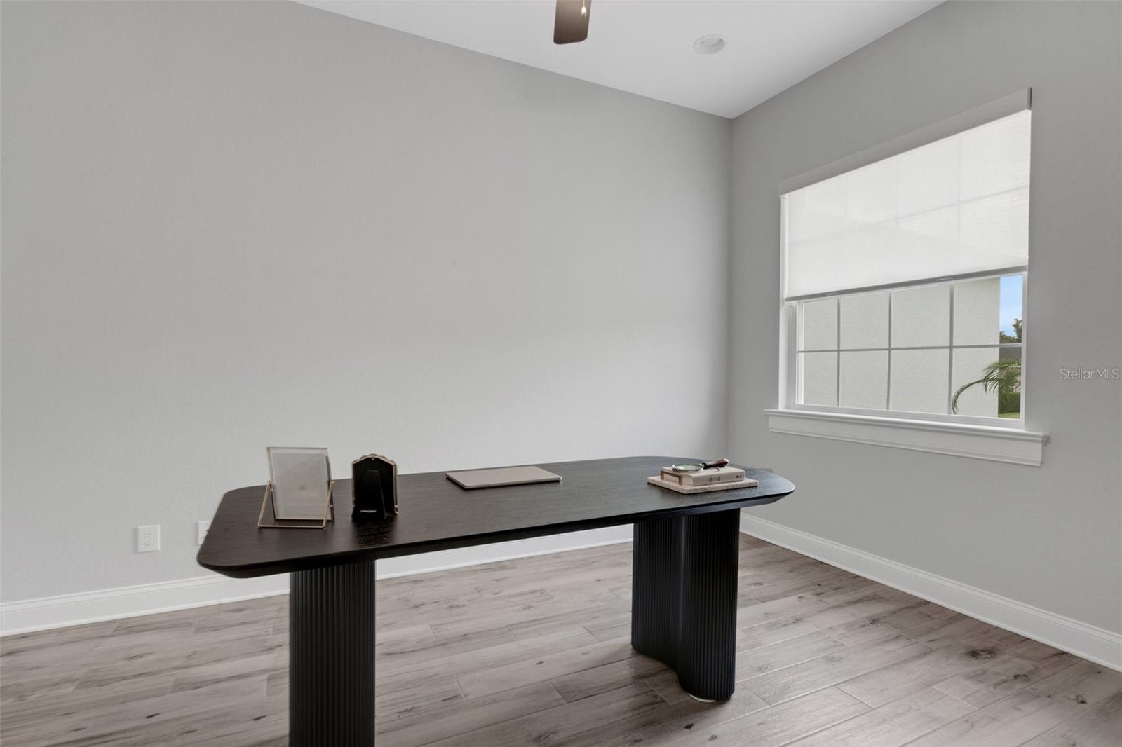 SUMMERGLEN - Residential