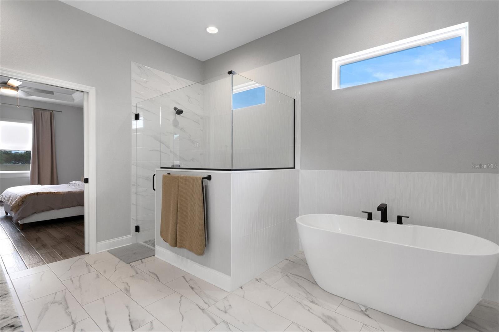 SUMMERGLEN - Residential