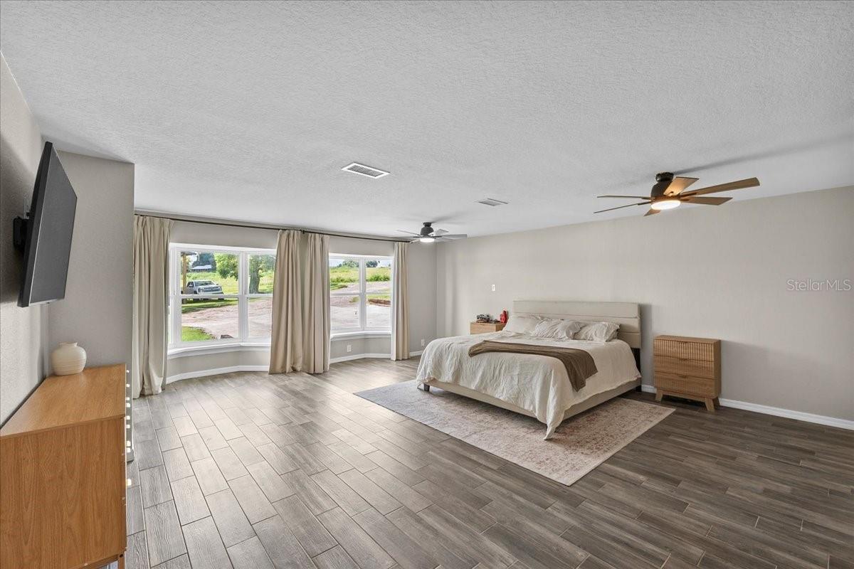 ALTURAS - Residential