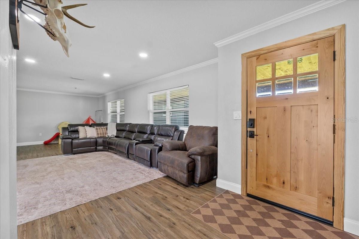 ALTURAS - Residential