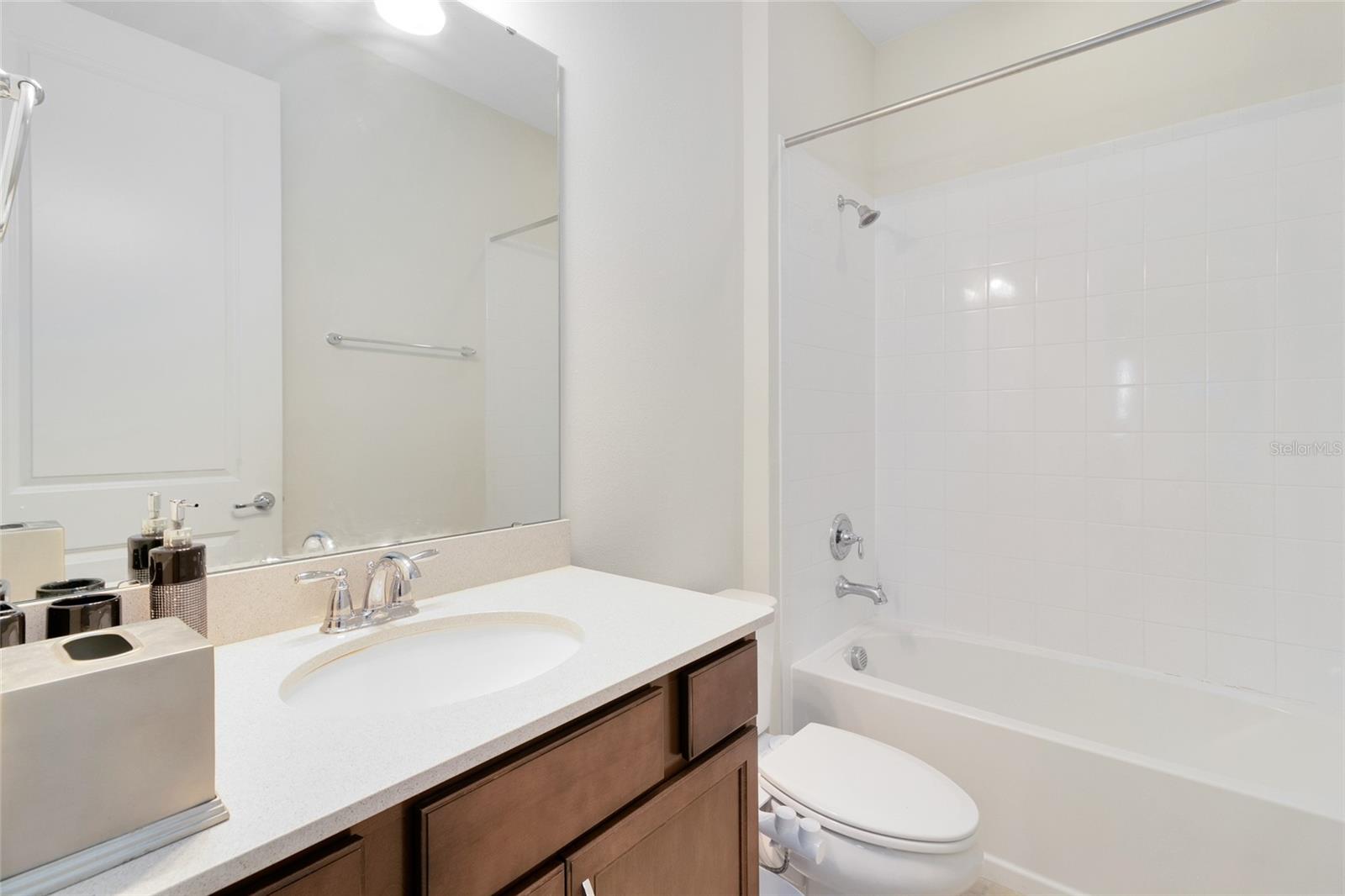 RUBY LK-PH 2 - Residential Lease