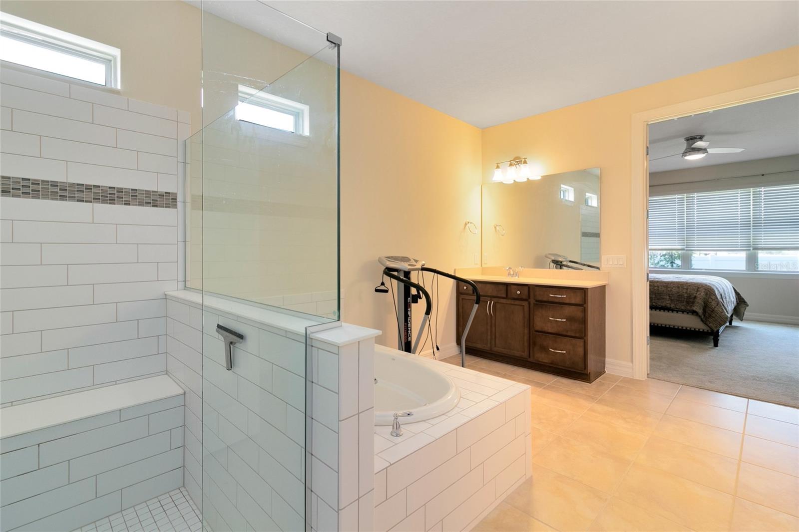 RUBY LK-PH 2 - Residential Lease