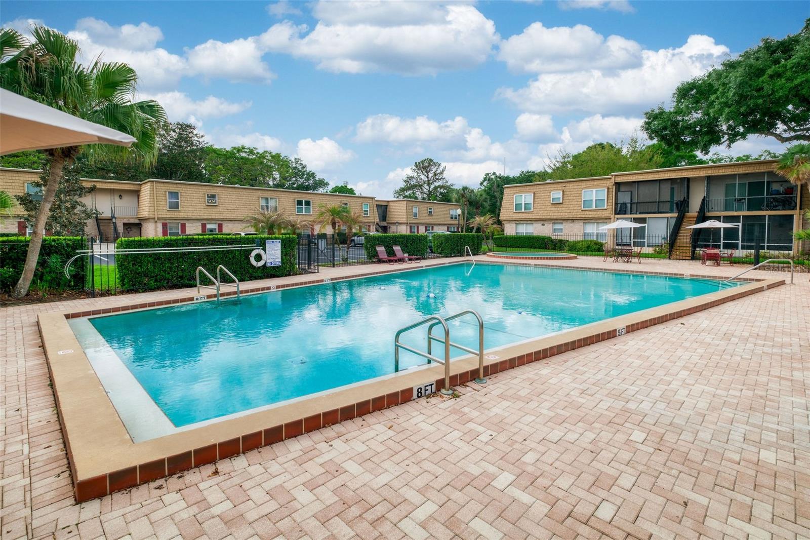 FOUR SEASONS CONDO - Residential