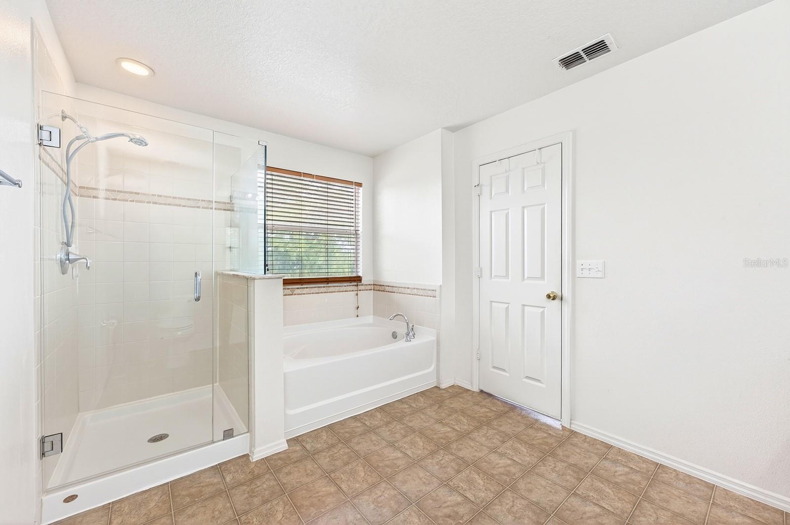 MOUNT DORA LANCASTER AT LOCH LEVEN PH 2A REP - Residential