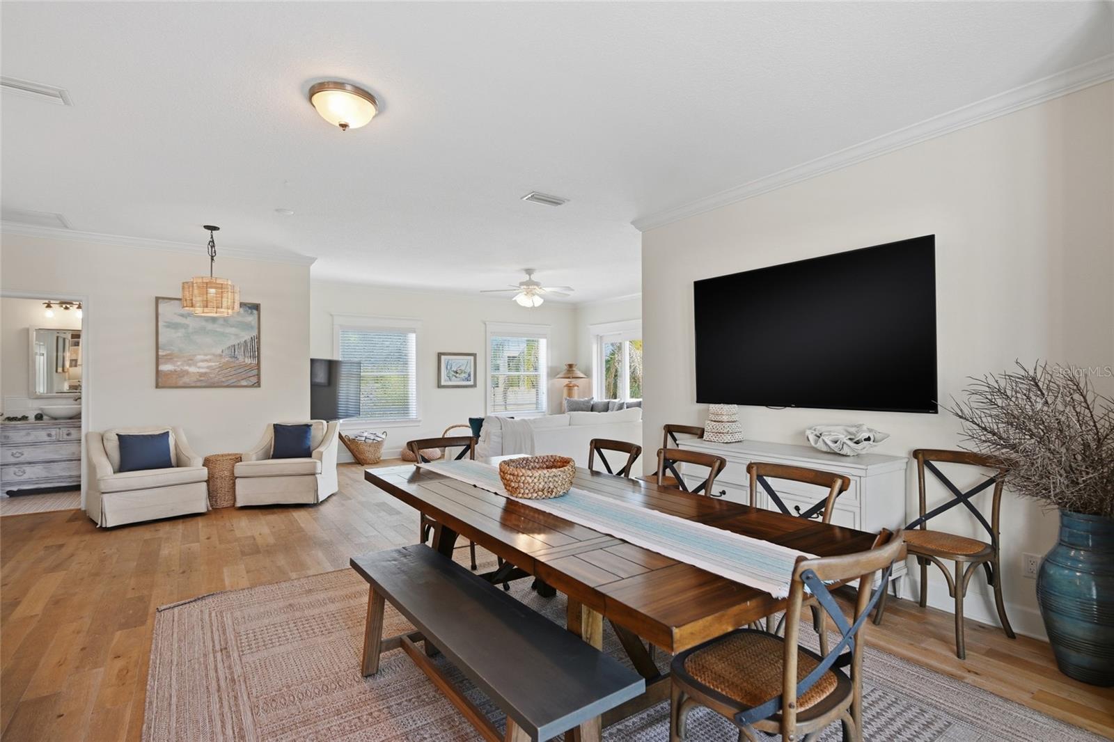 LUANA ISLES - Residential