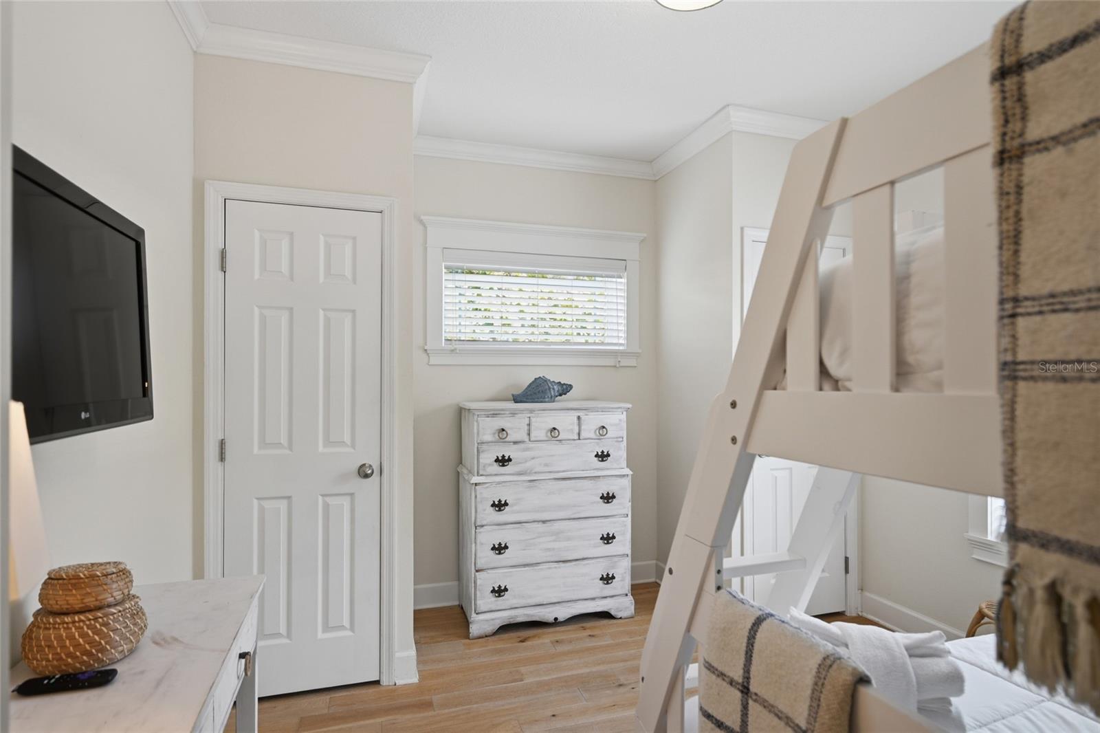 LUANA ISLES - Residential