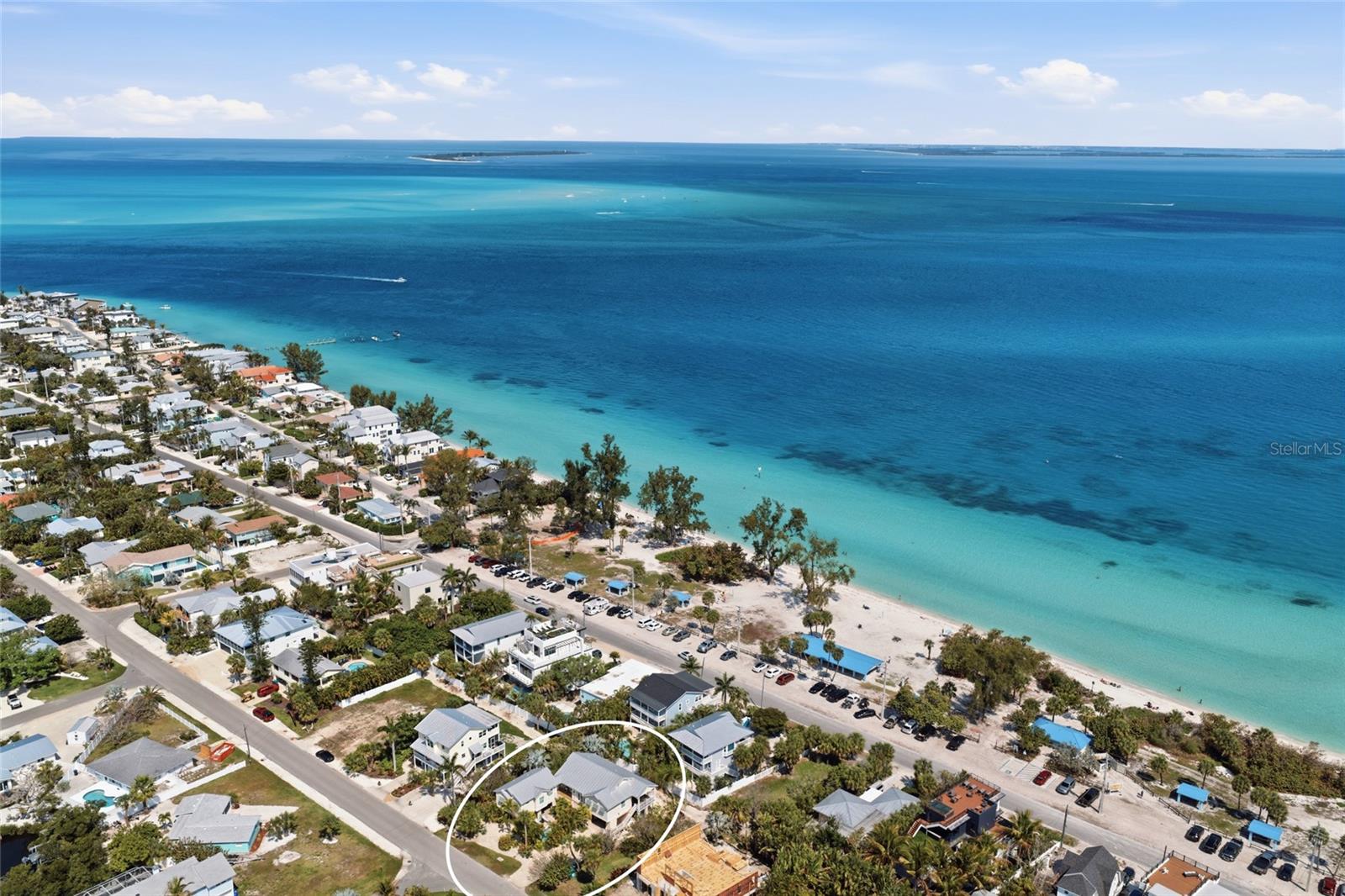 LUANA ISLES - Residential