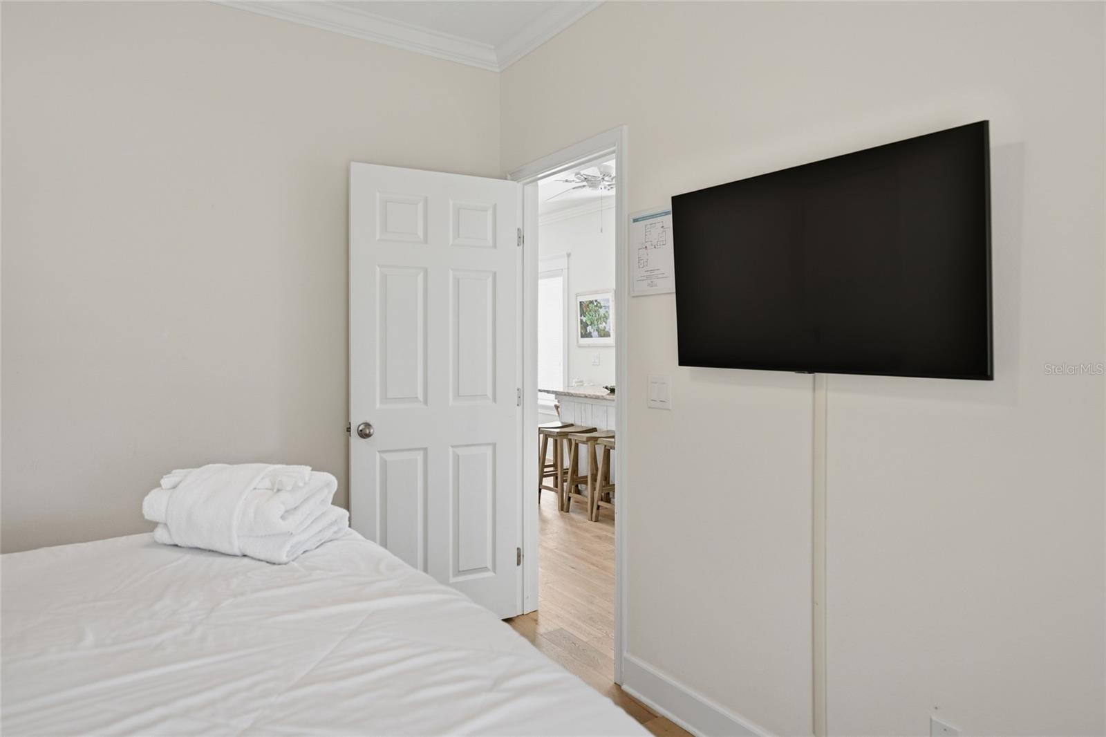 LUANA ISLES - Residential