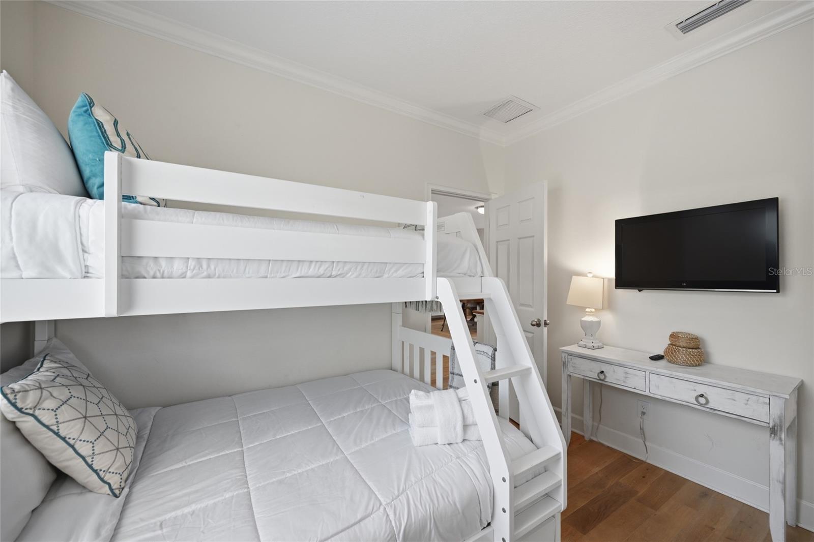 LUANA ISLES - Residential