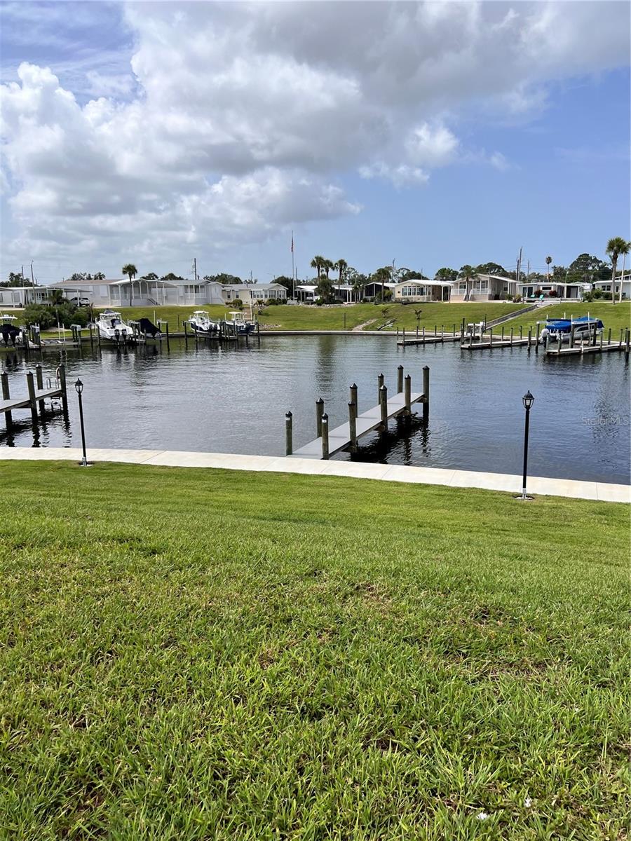 COUNTRY CLUB ESTATES - Land