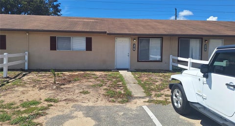 Tiny photo for 378 W Rosewood Lane #378, Tavares, FL 32778 (MLS # G5118236)