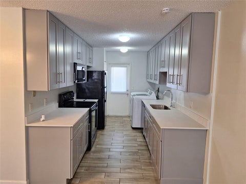 Tiny photo for 378 W Rosewood Lane #378, Tavares, FL 32778 (MLS # G5118236)