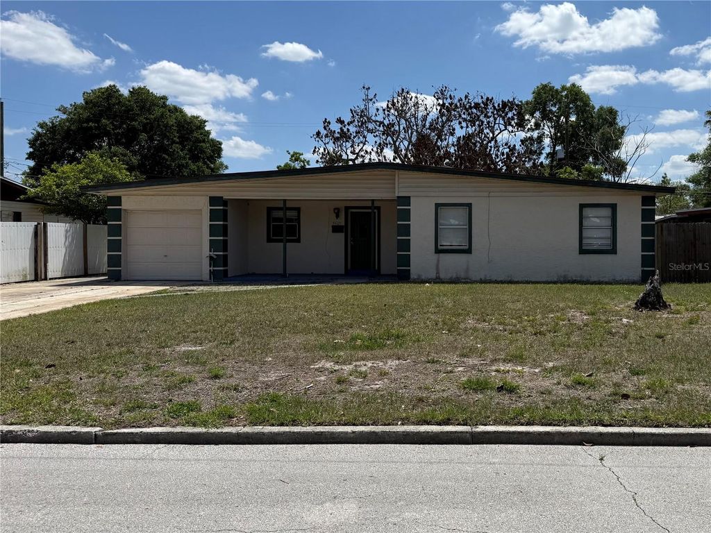 Photo of 5410 Pecos Street, Orlando, FL 32807 (MLS # O6401264)