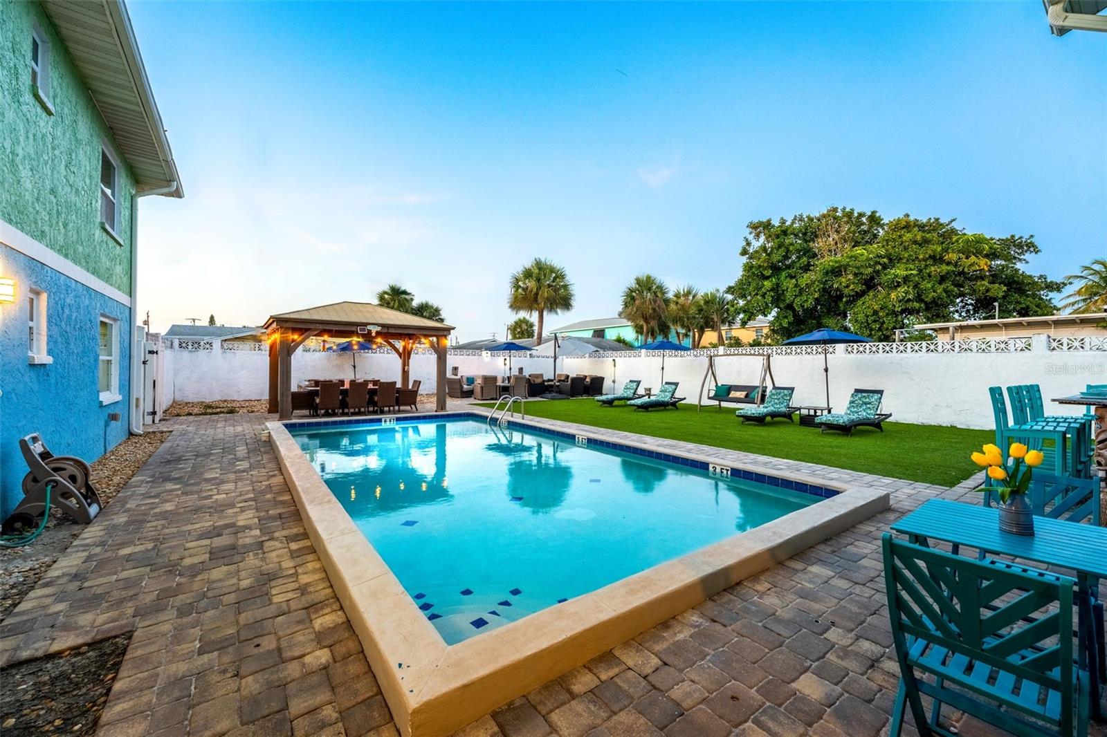 422 JEFFERSON AVENUE