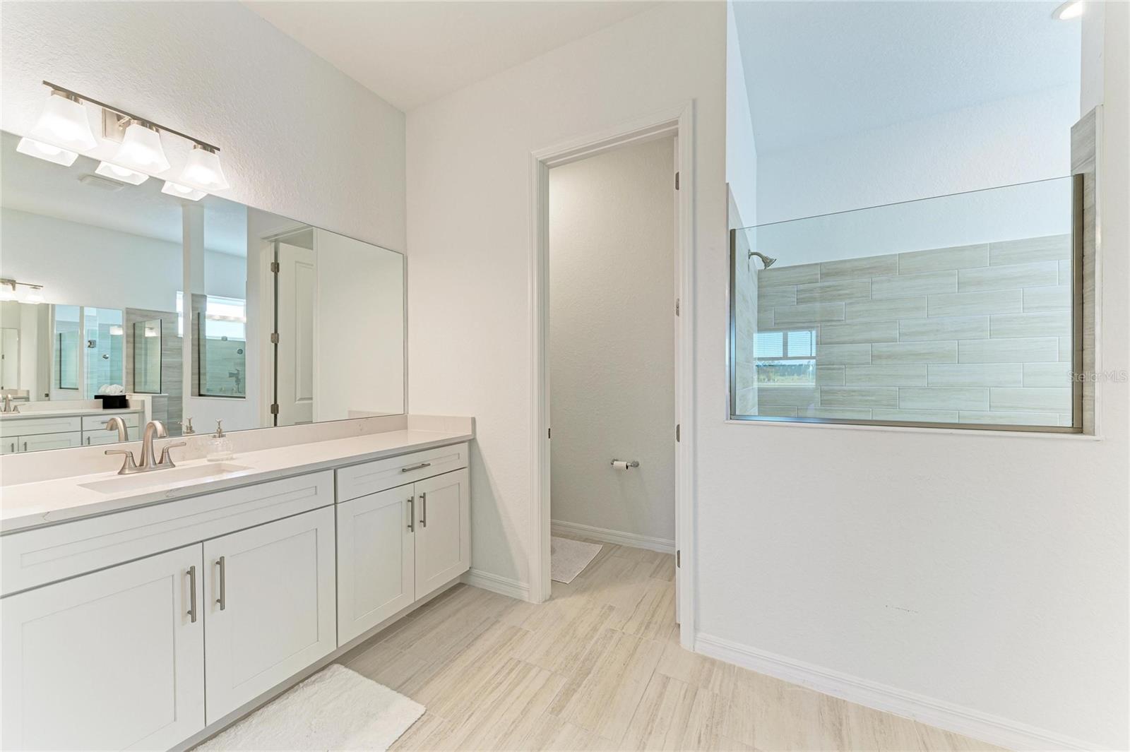 CALUSA COUNTRY CLUB - Residential