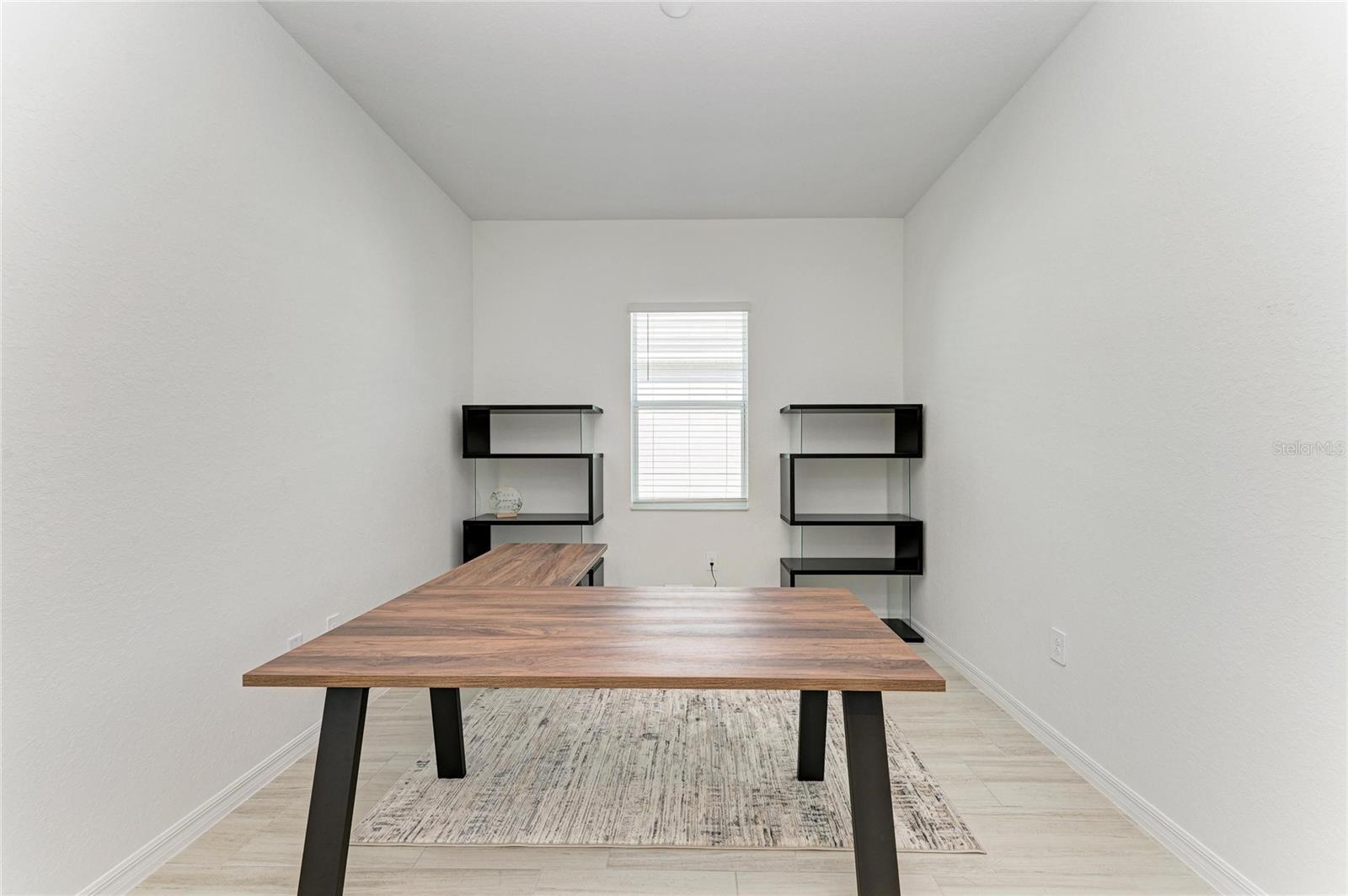 CALUSA COUNTRY CLUB - Residential