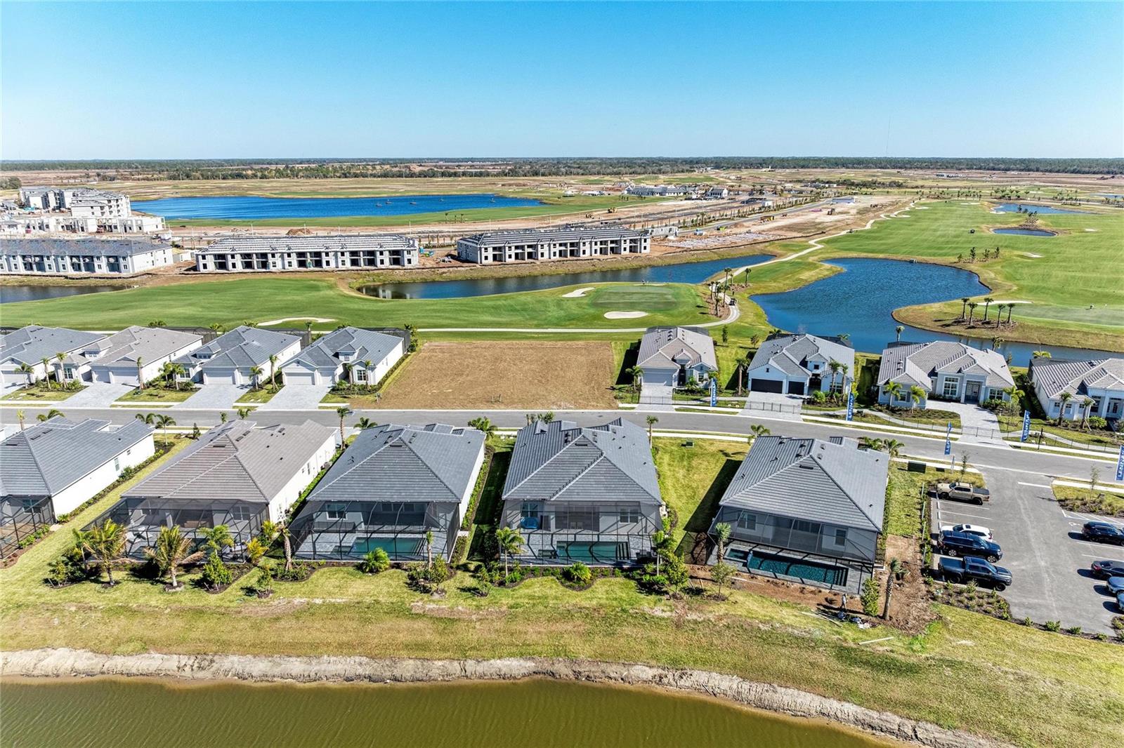 CALUSA COUNTRY CLUB - Residential