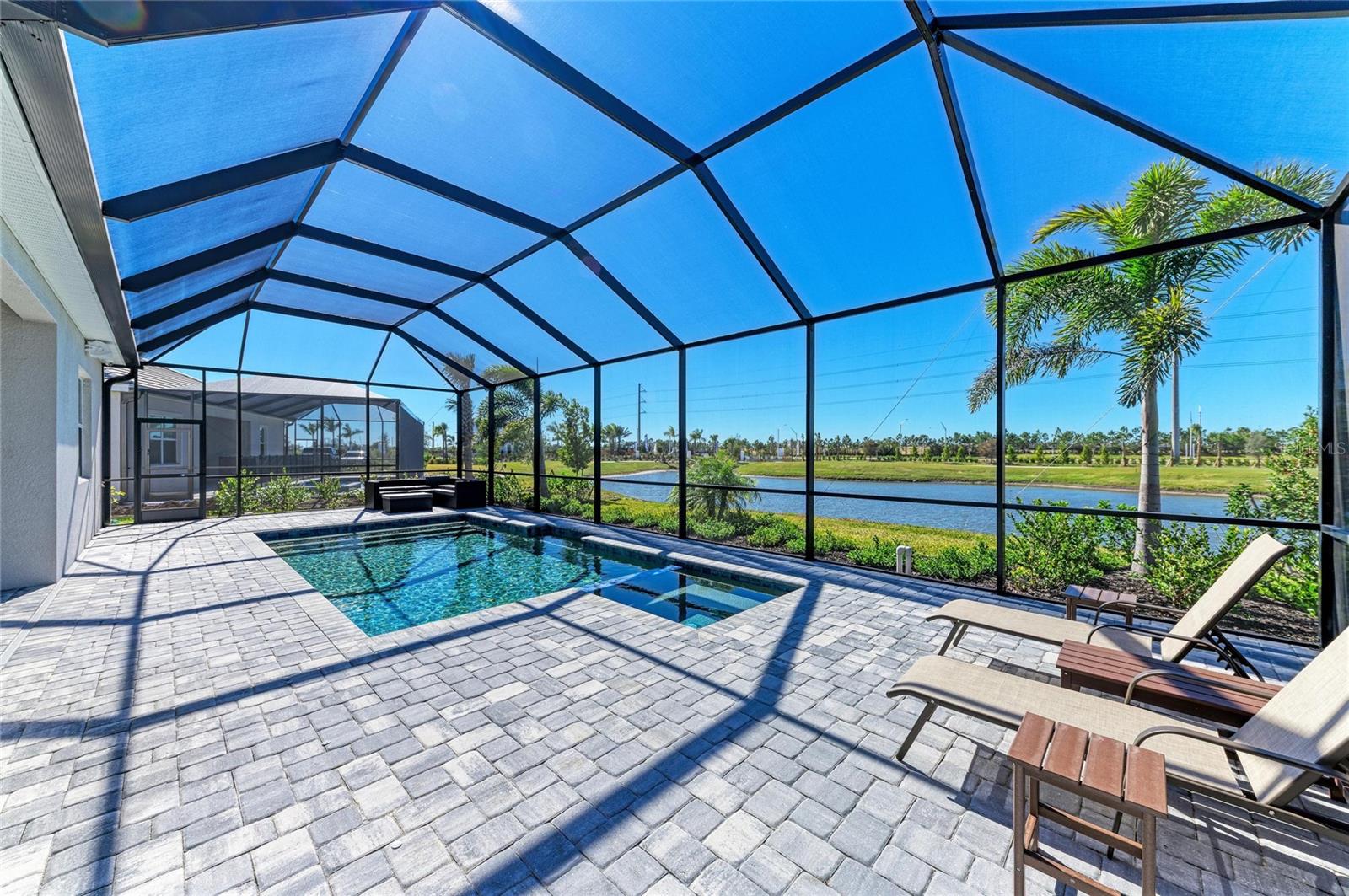 CALUSA COUNTRY CLUB - Residential