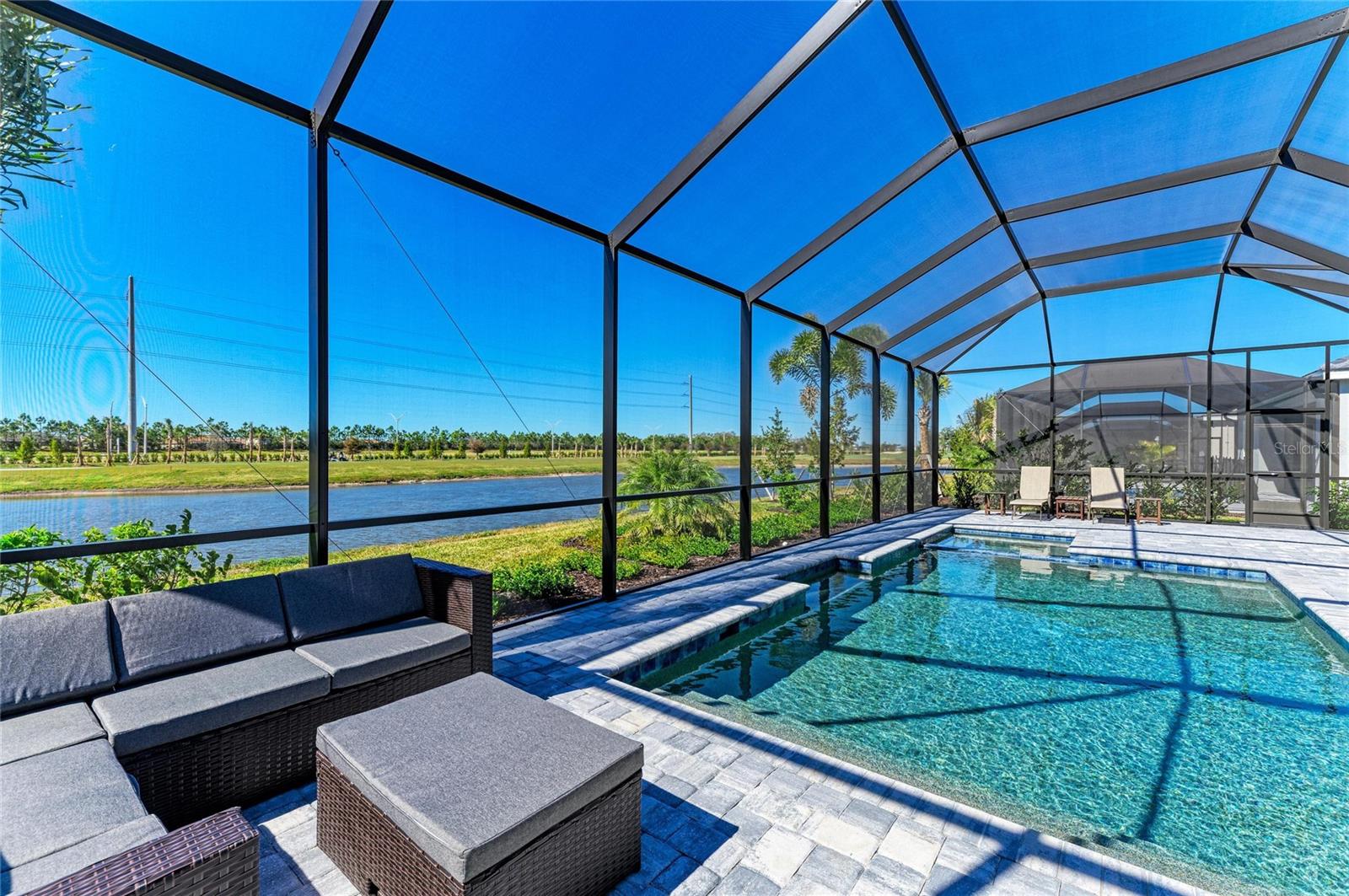 CALUSA COUNTRY CLUB - Residential