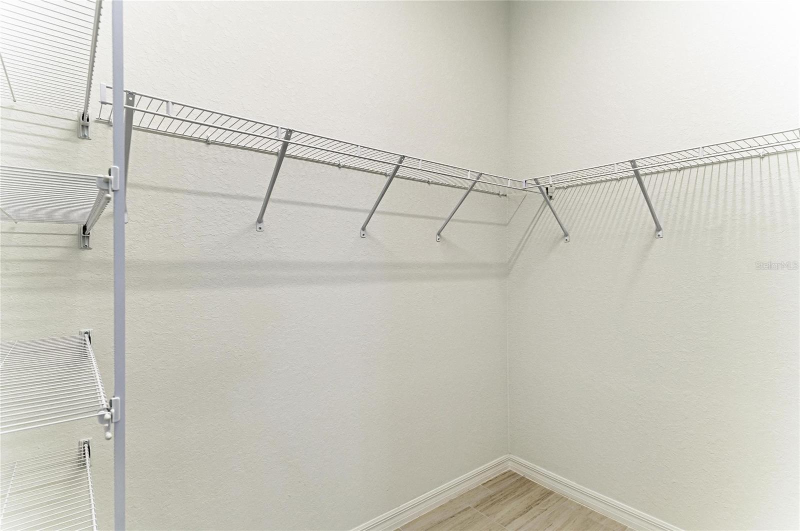 CALUSA COUNTRY CLUB - Residential