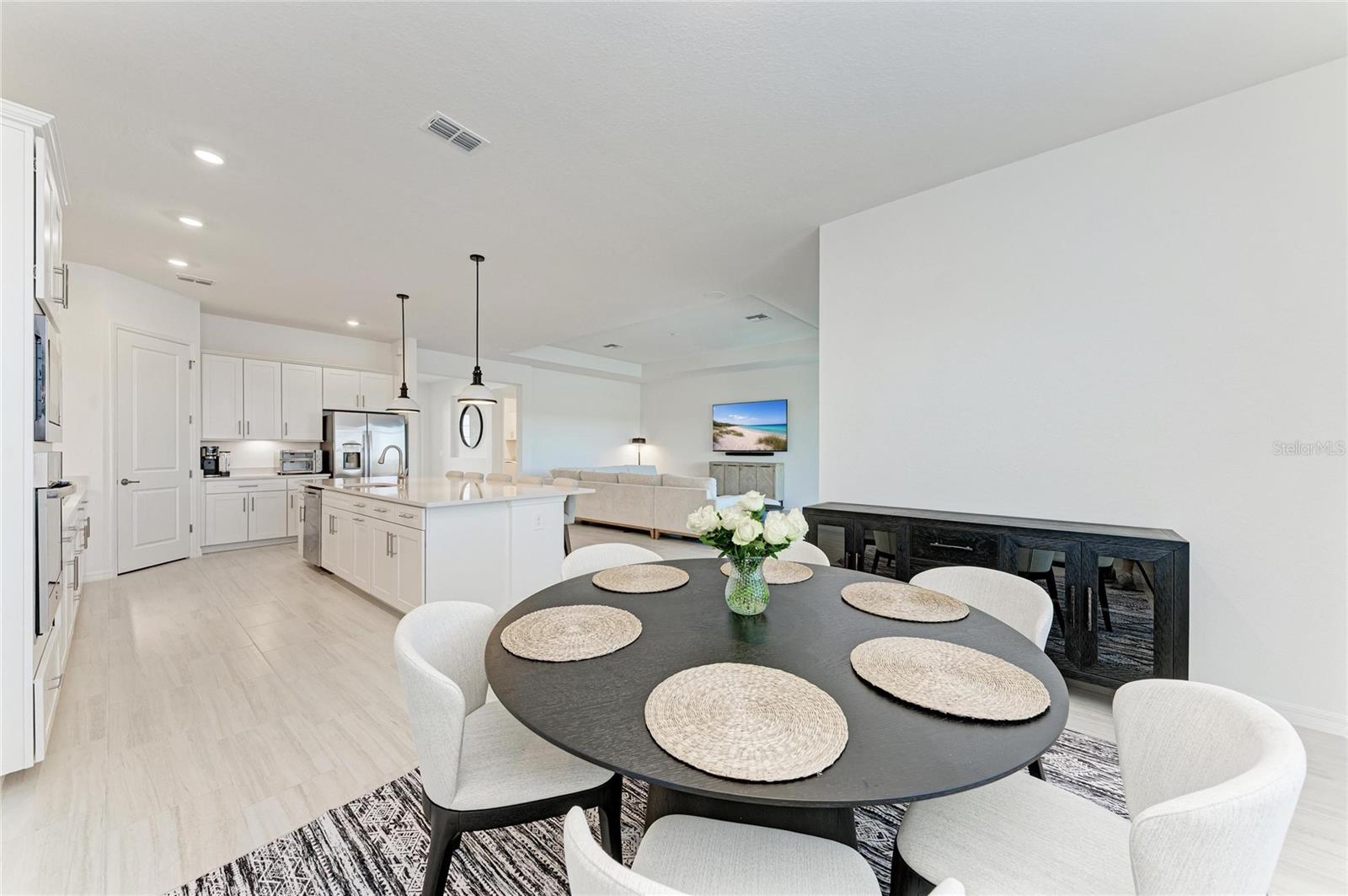 CALUSA COUNTRY CLUB - Residential