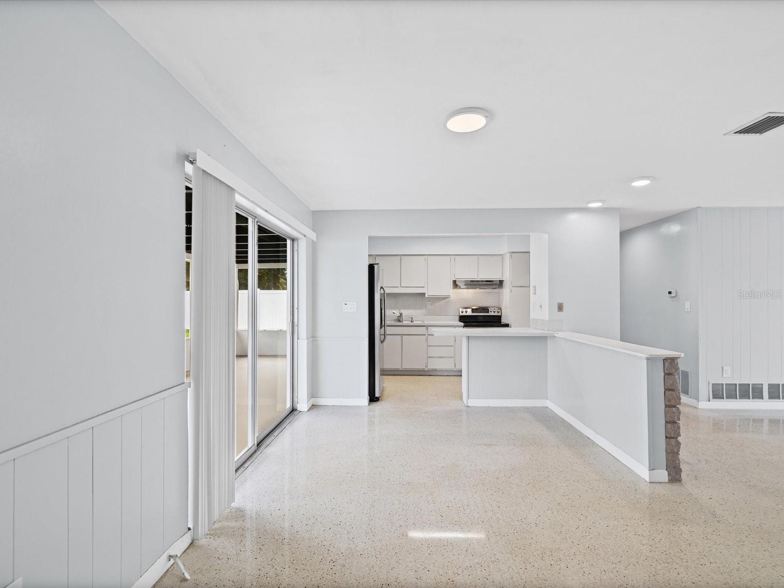 KEENE LAKE MANOR - Residential