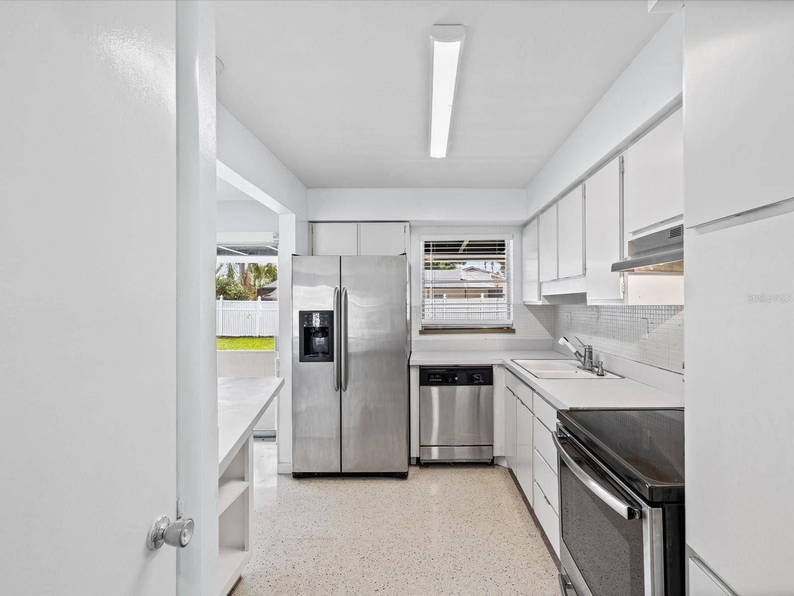 KEENE LAKE MANOR - Residential