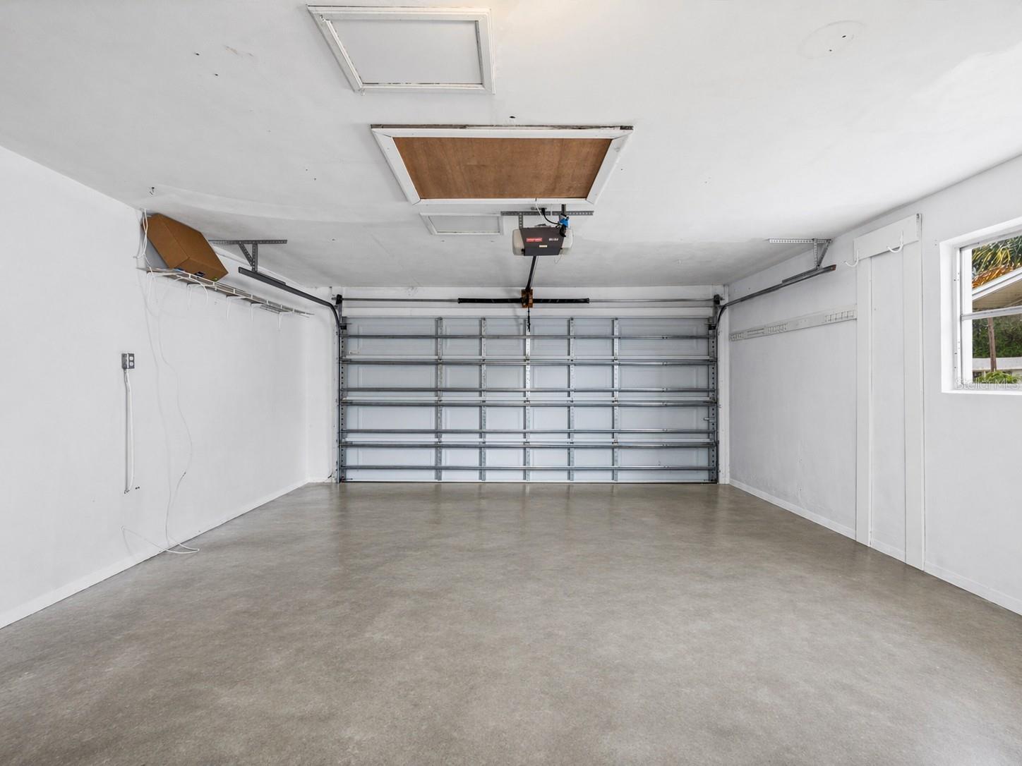 KEENE LAKE MANOR - Residential