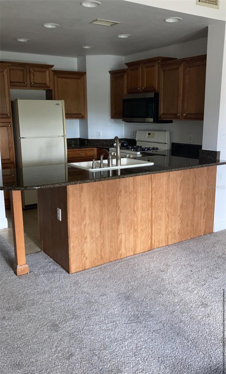 HERITAGE CROSSING CONDO PH 03 - Residential Lease