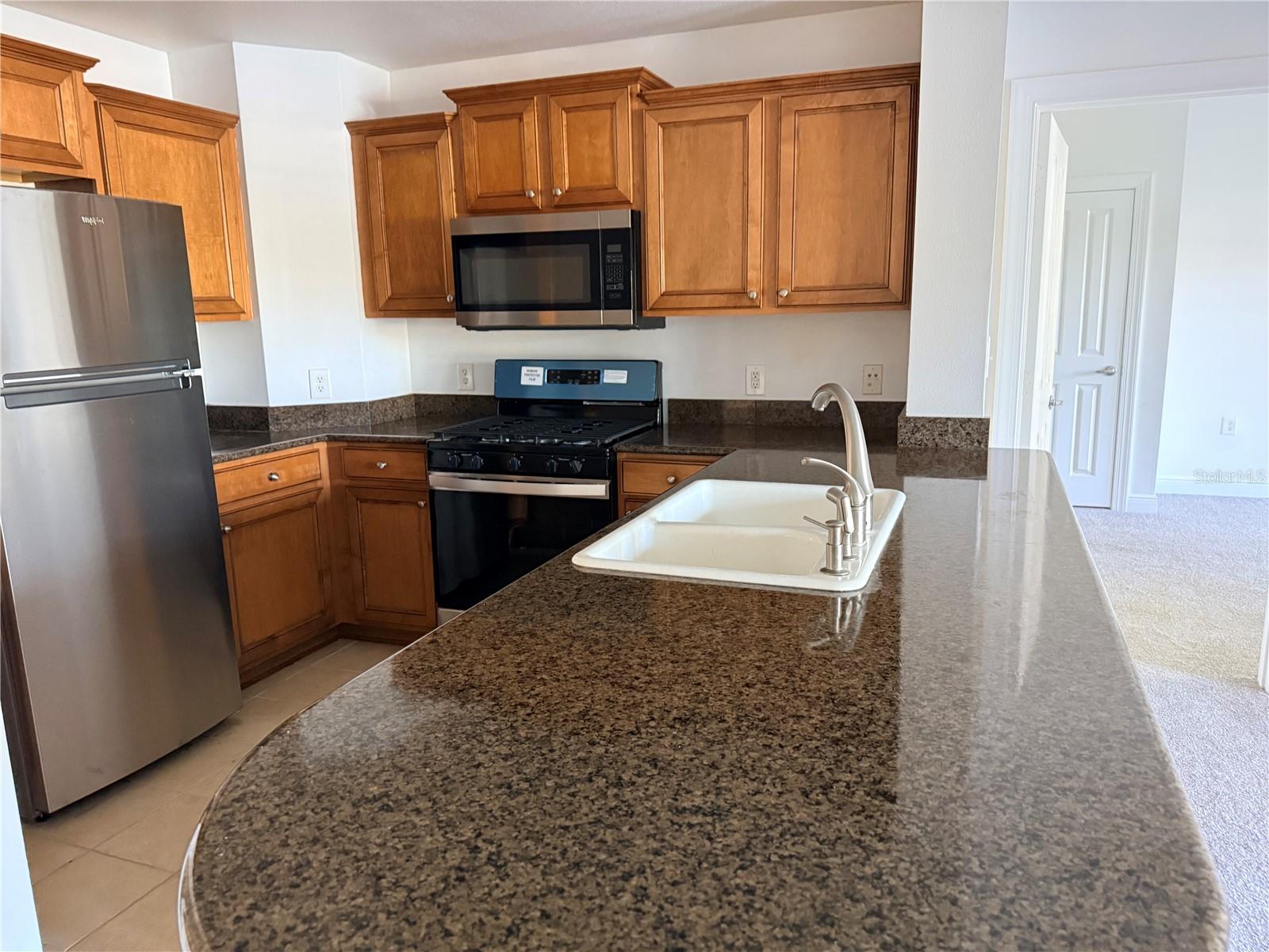 HERITAGE CROSSING CONDO PH 03 - Residential Lease