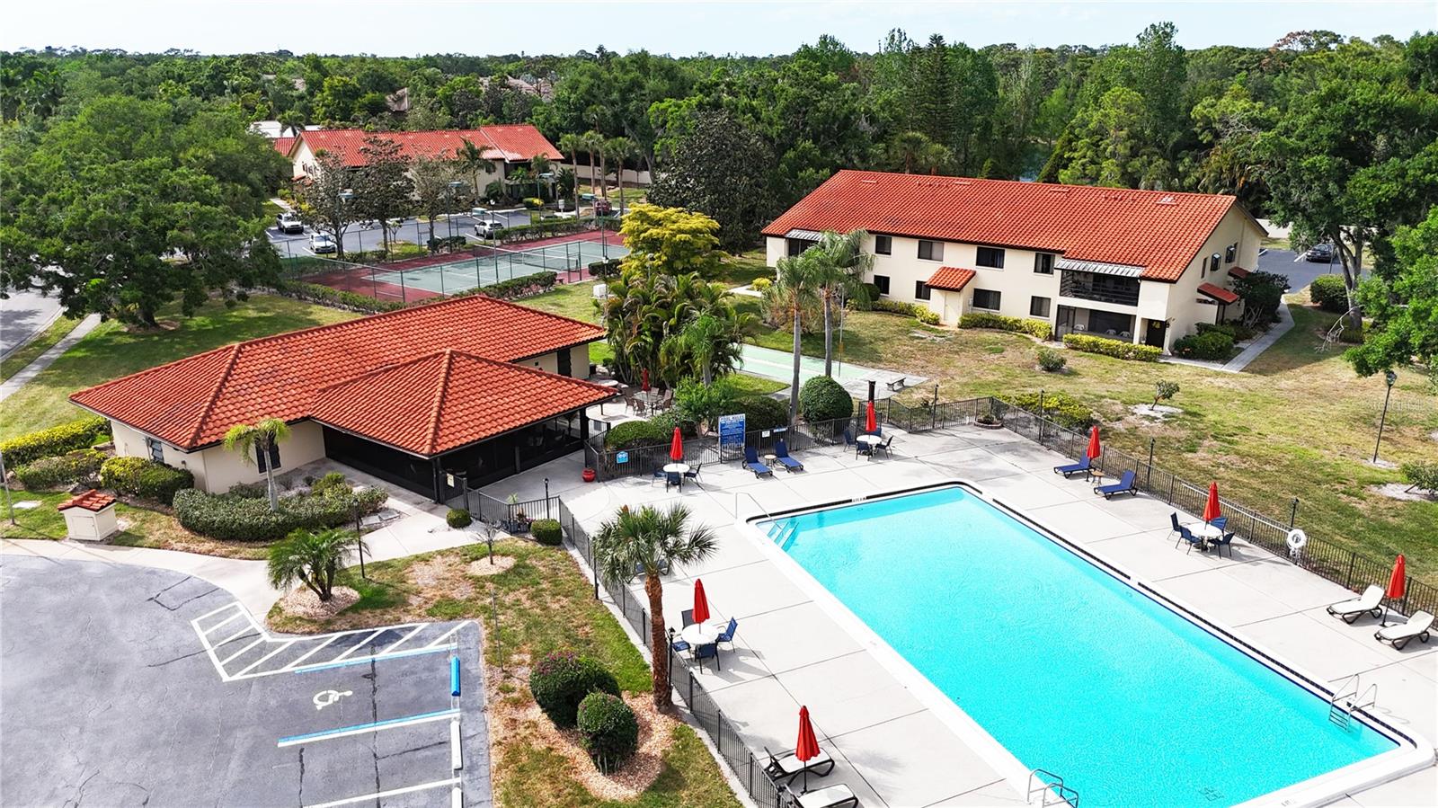 GARDENS AT PALM-AIRE COUNTRY CLUB II - Residential