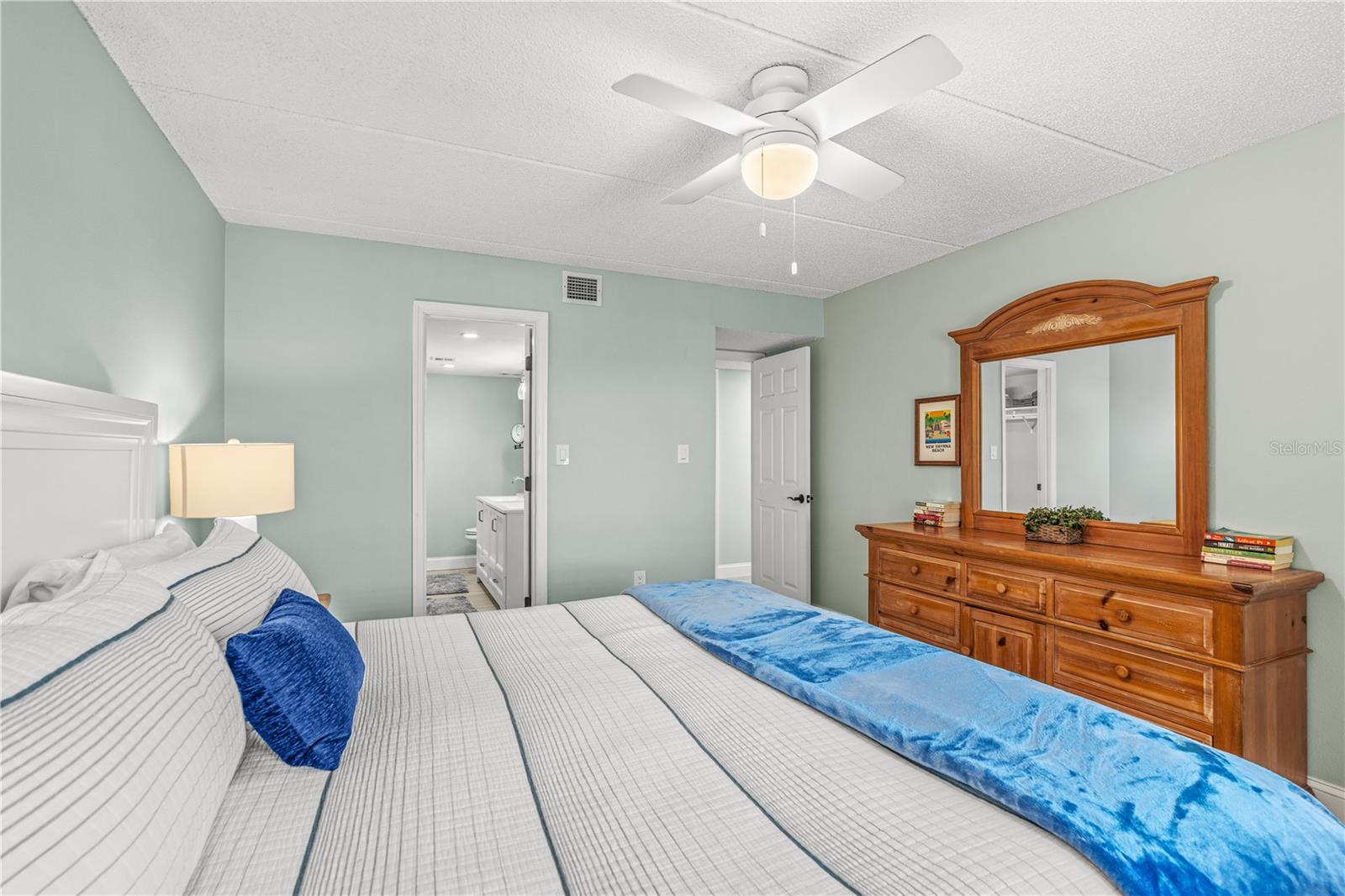 PELICAN - Residential