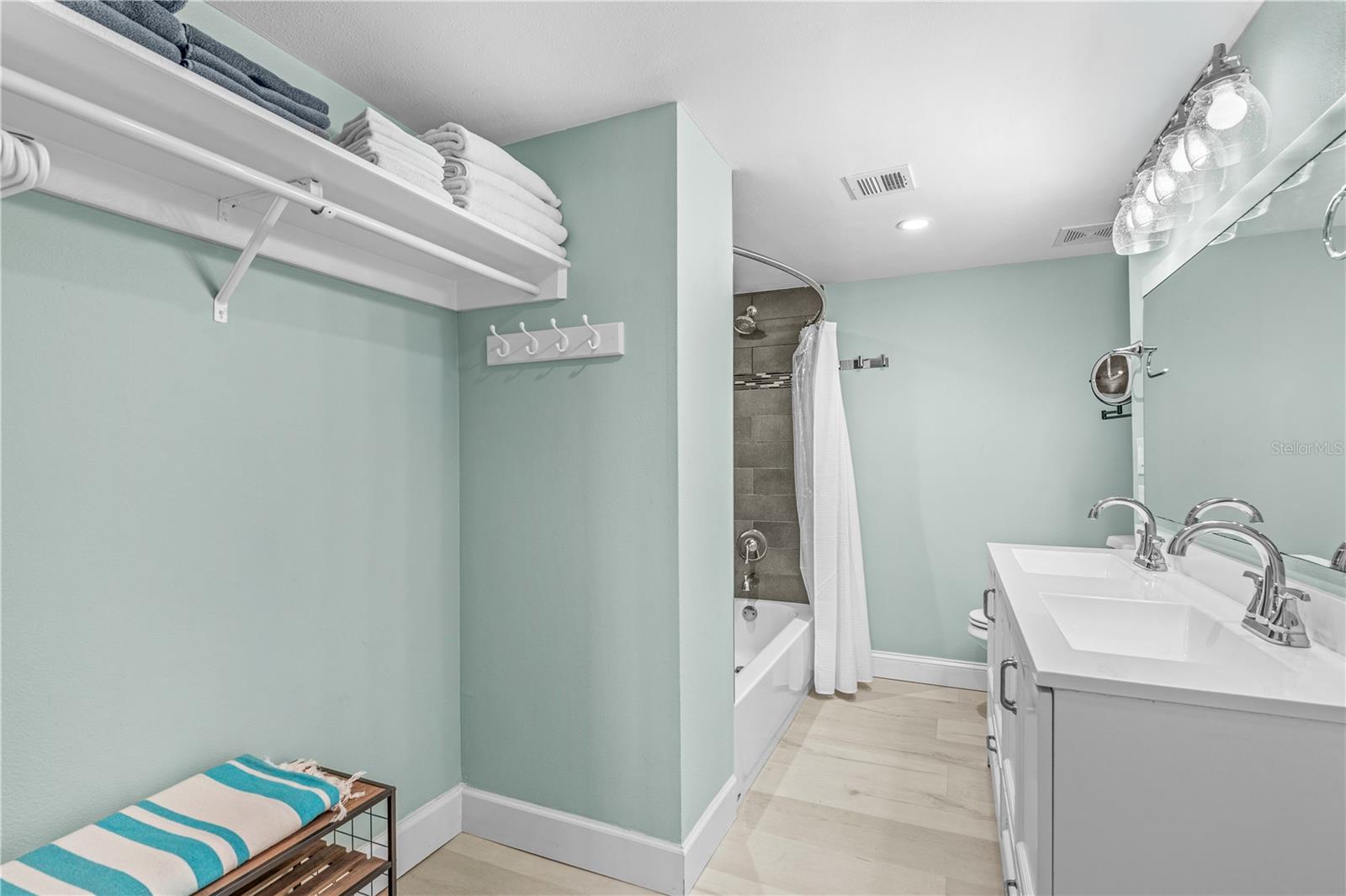 PELICAN - Residential